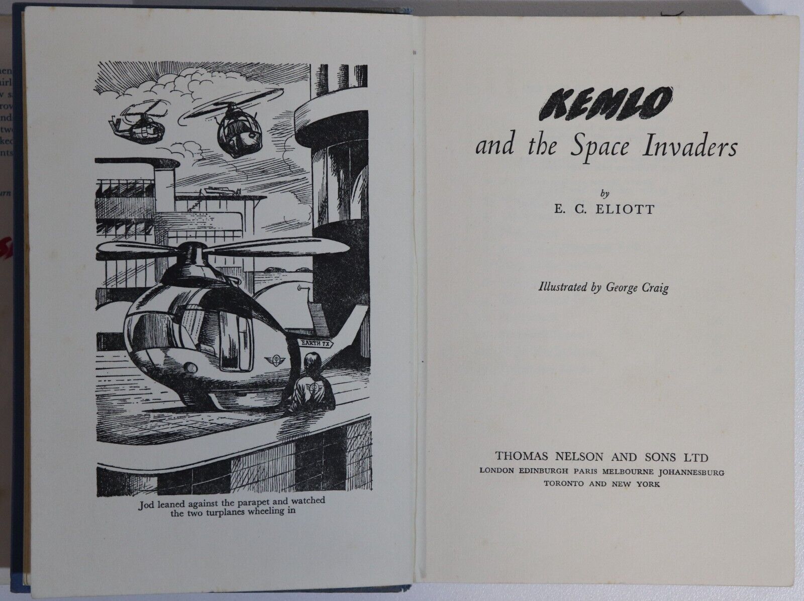 1961 Kemlo And The Space Invaders by EC Eliott Classic Science Fiction Book - 0