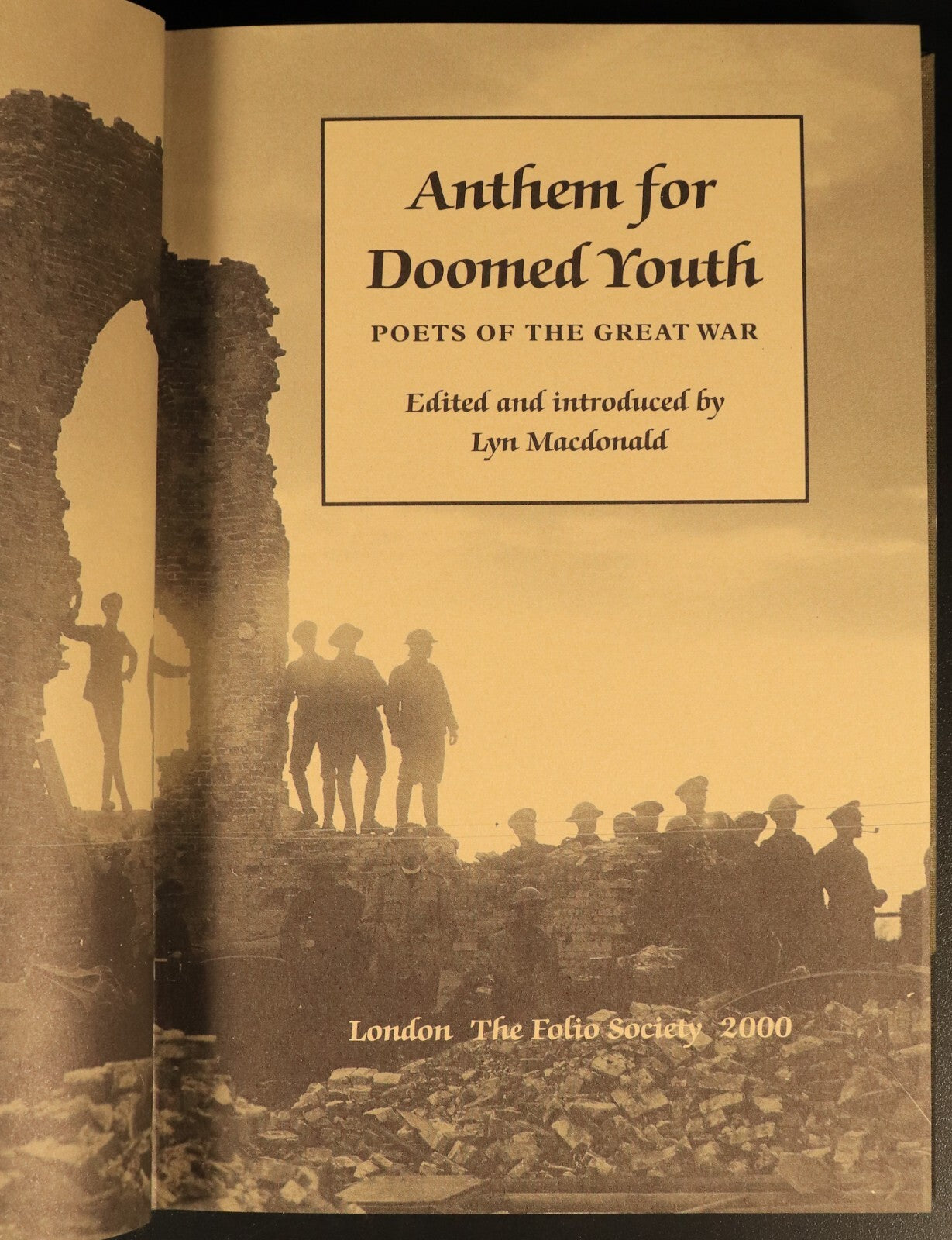 Anthem For Doomed Youth Folio Society WW1 Military History Poetry Book Sleeve