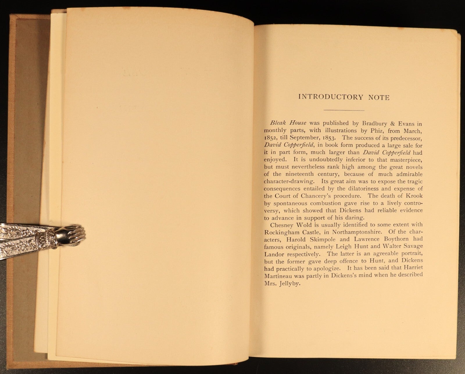 1912 Bleak House by Charles Dickens Antique Fiction Book Gresham V11