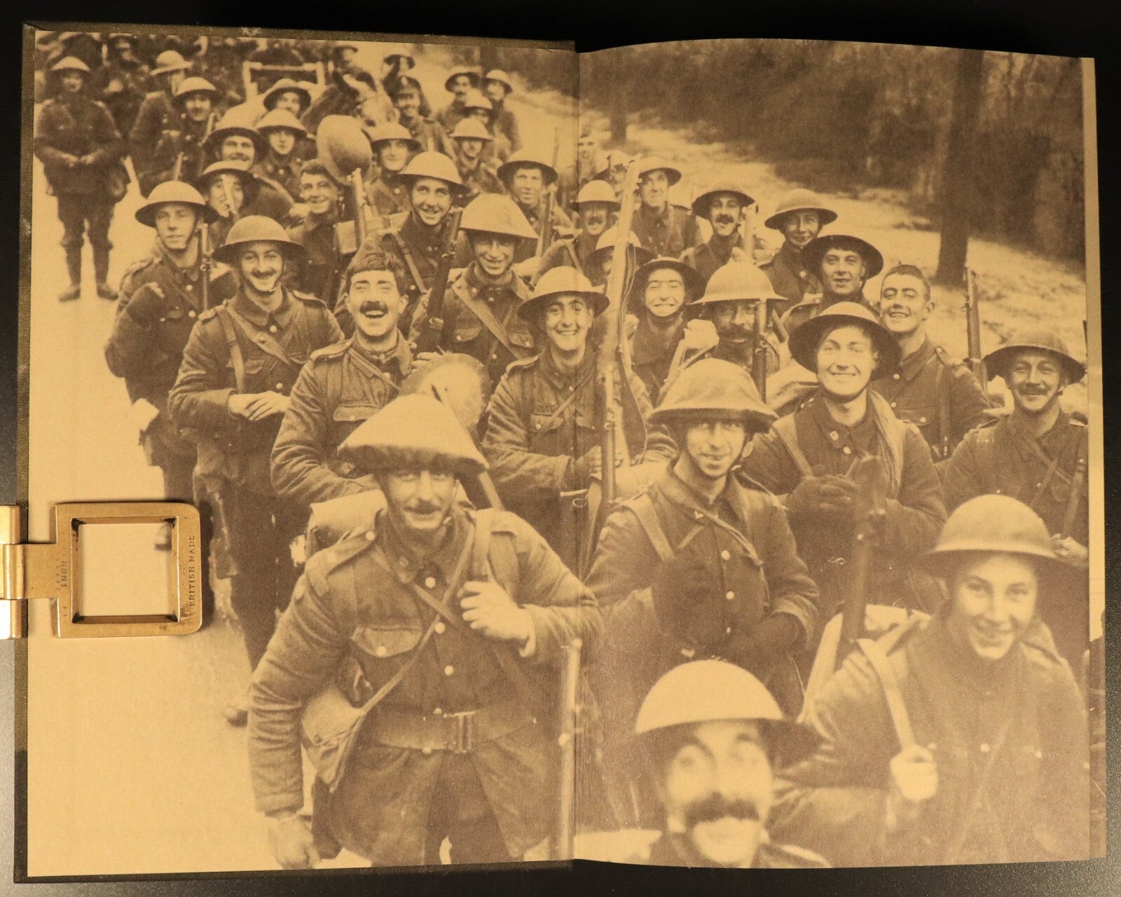 Anthem For Doomed Youth Folio Society WW1 Military History Poetry Book Sleeve - 0