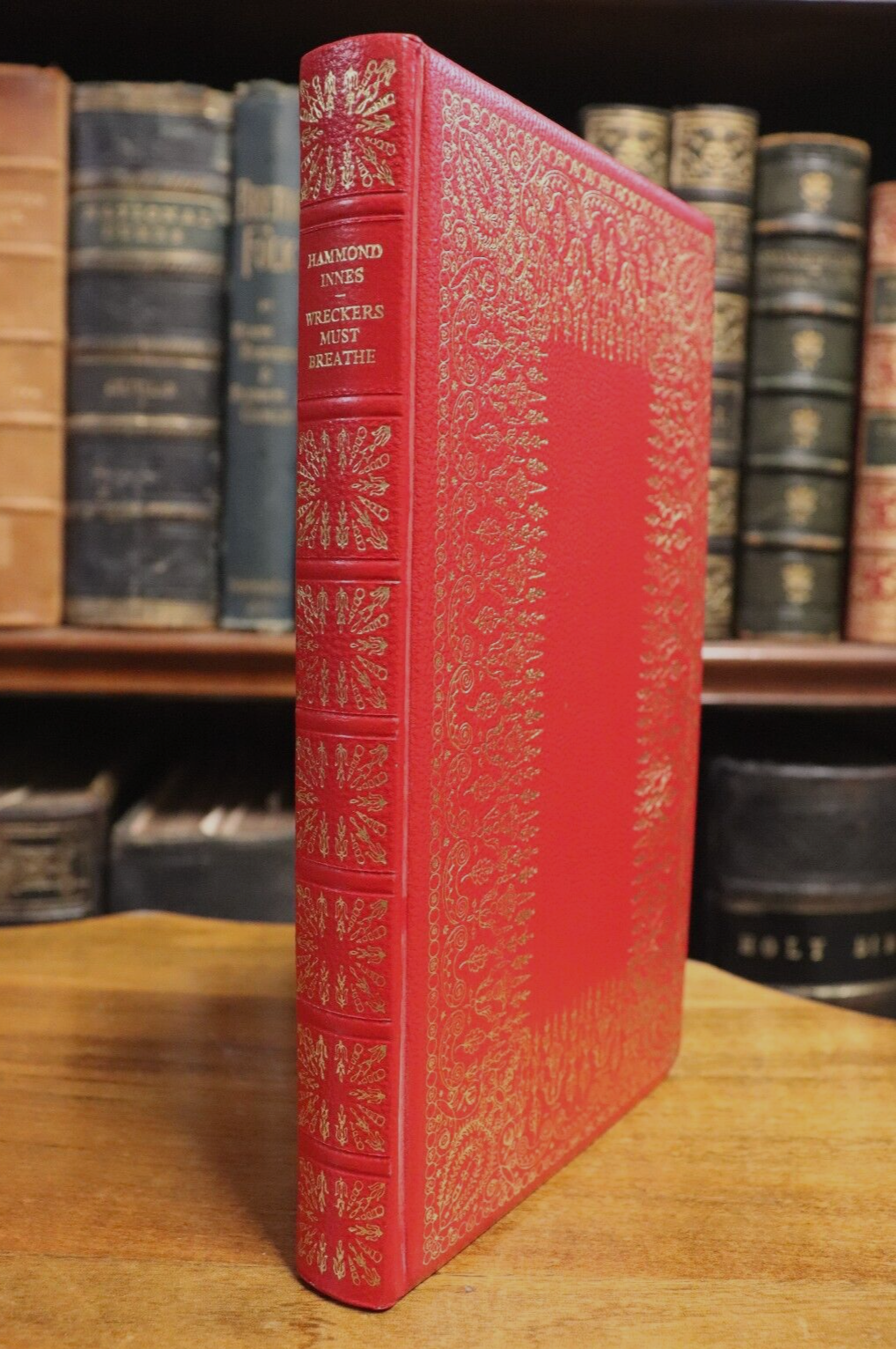 1976 Wreckers Must Breathe by Hammond Innes Heron Books British Fiction Book