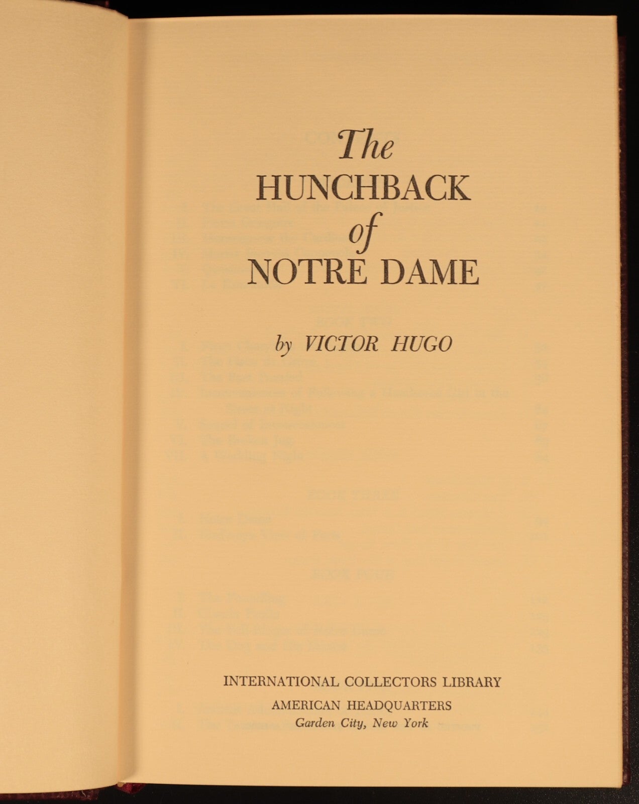 Hunchback Of Notre Dame by Victor Hugo c1950 Vintage Fiction Book Collectors