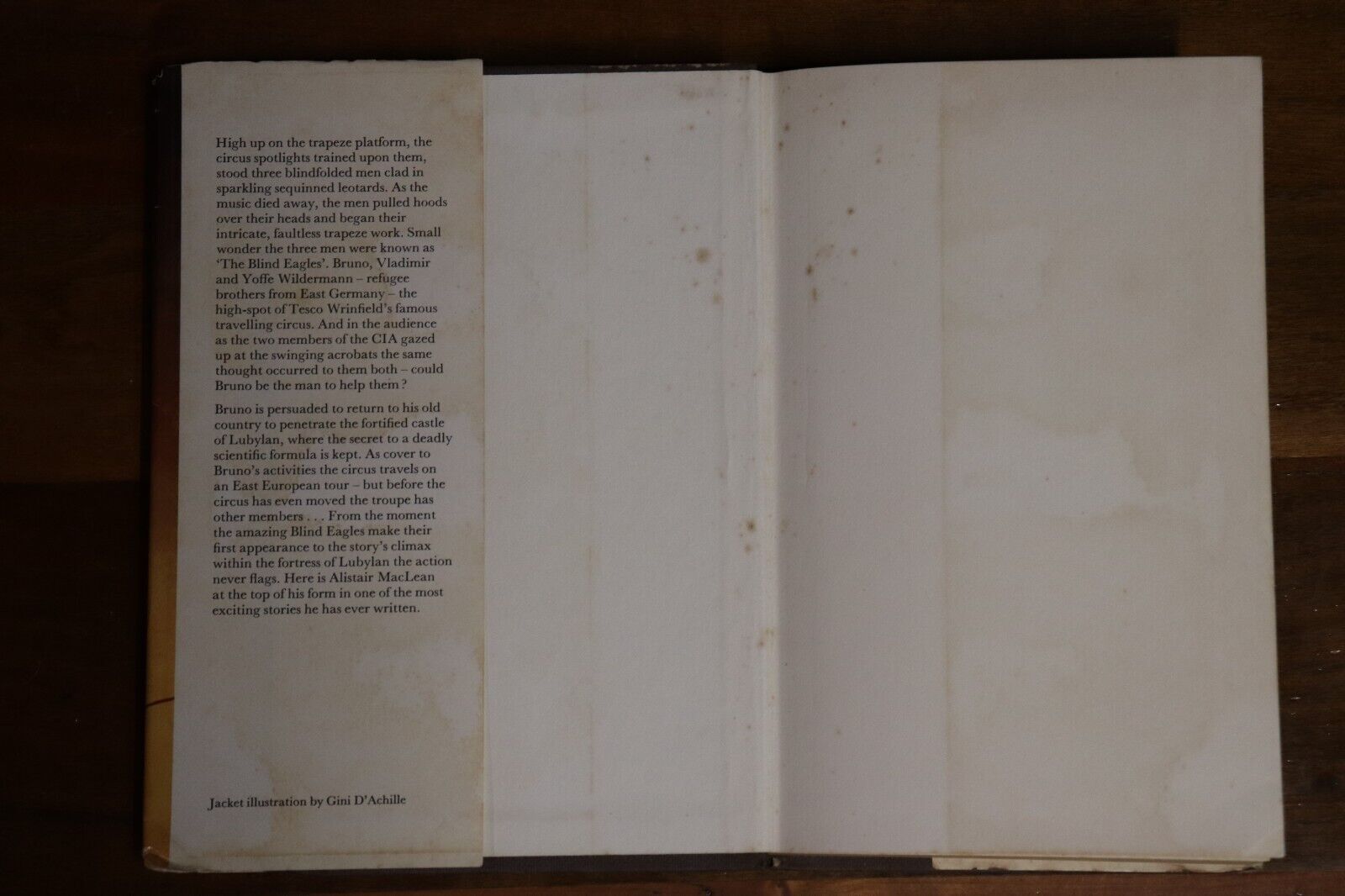 1976 Circus by Alistair MacLean Vintage Scottish Novelist Fiction Book
