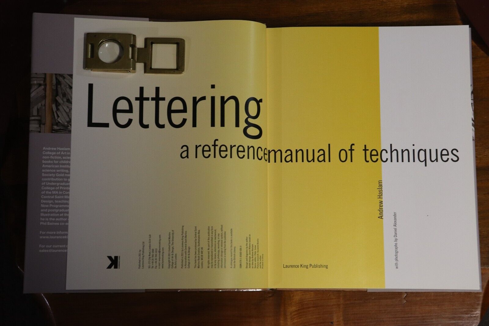 2011 Lettering: A Reference Manual Of Technique Sign Writing Reference Book
